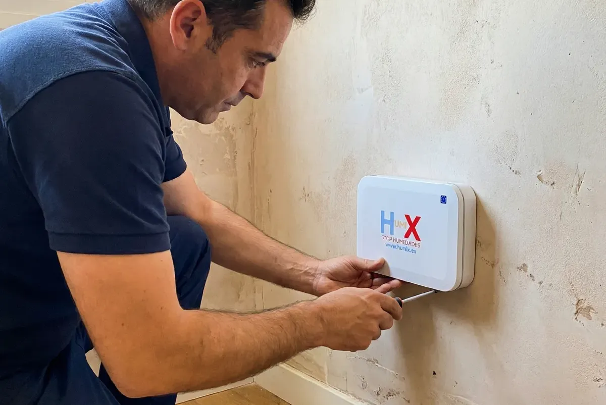 Actuación técnica sobre pared con capilaridad